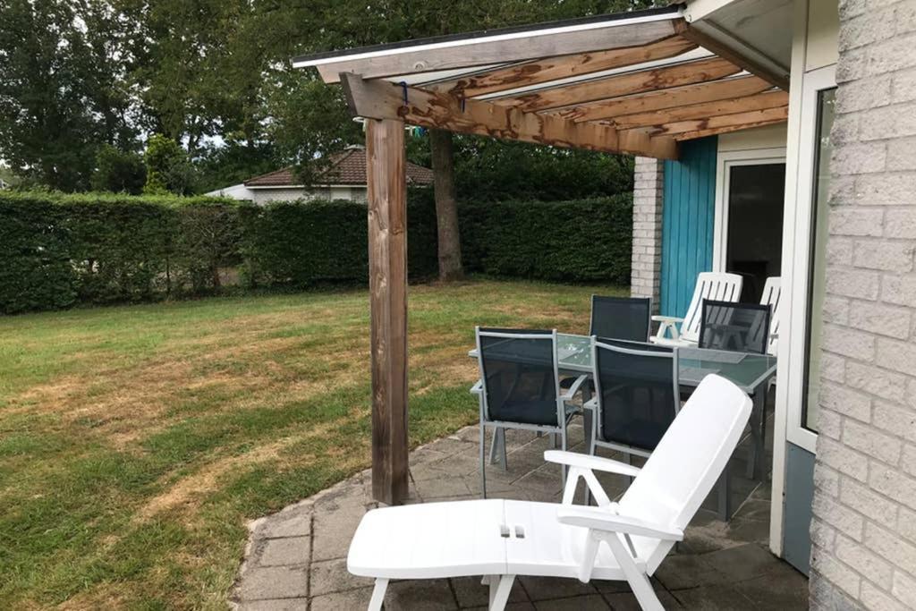Rustig gelegen bungalow in mooi Havelte  Exterior foto