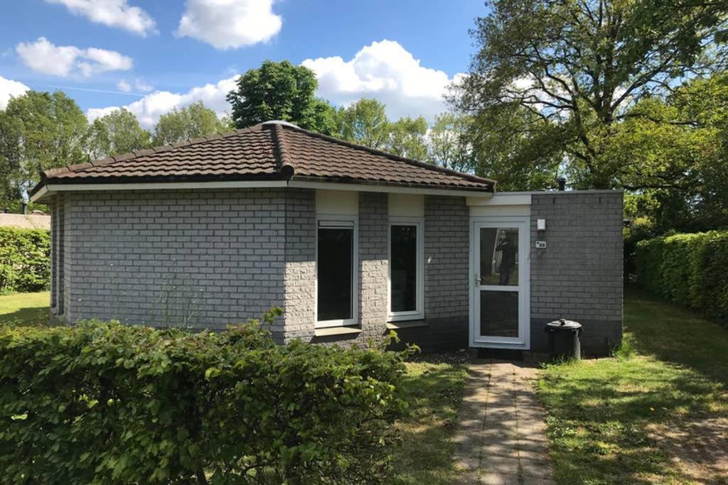 Rustig gelegen bungalow in mooi Havelte  Exterior foto